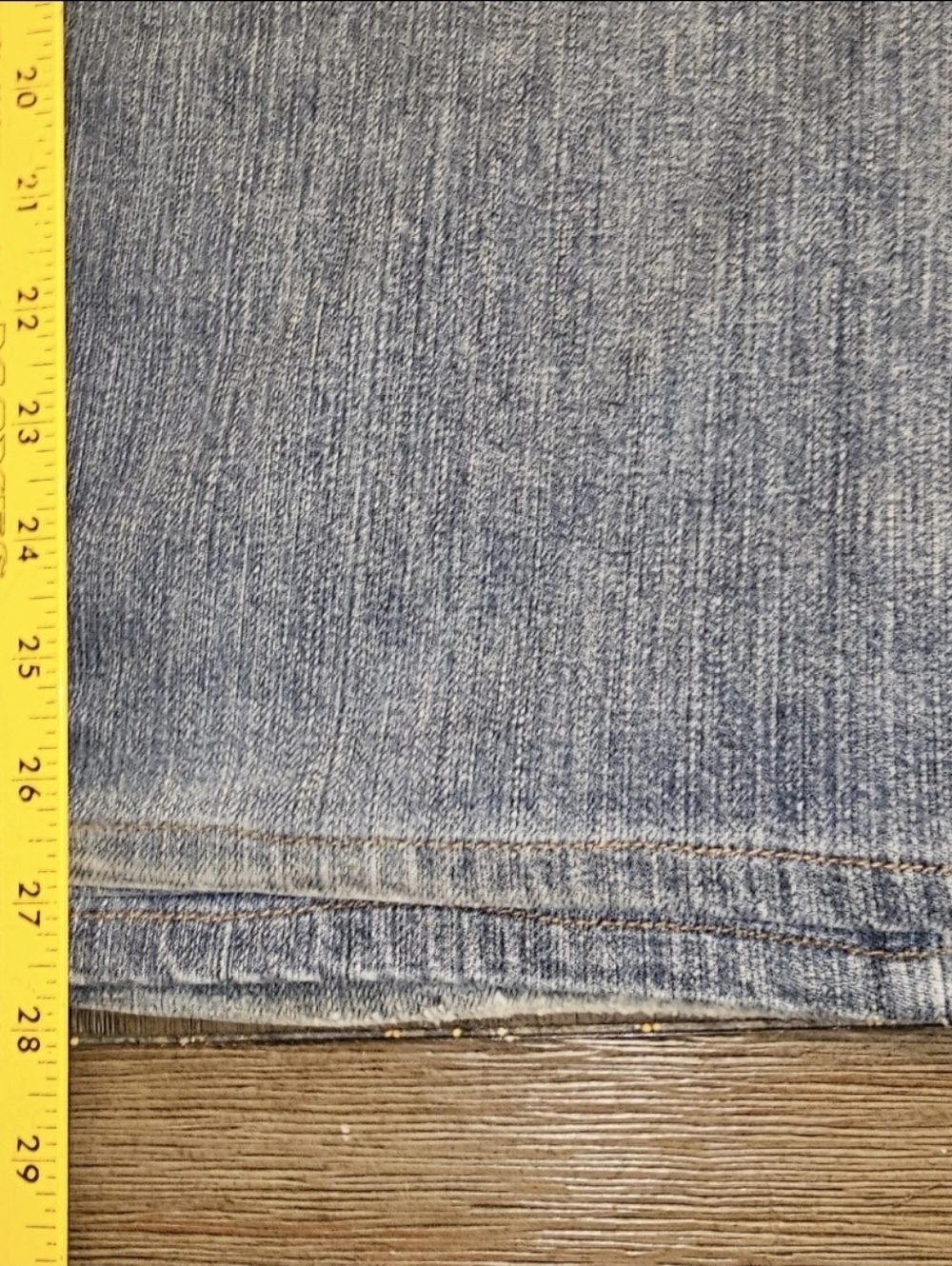 Lucky Brand Sz. 36x28 Button Fly Bootcut Mens Jeans - Picture 9 of 10